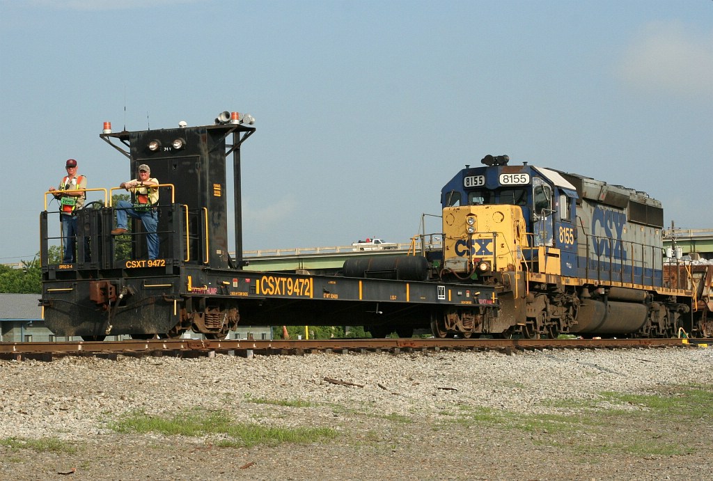 CSX 8155 on yard job